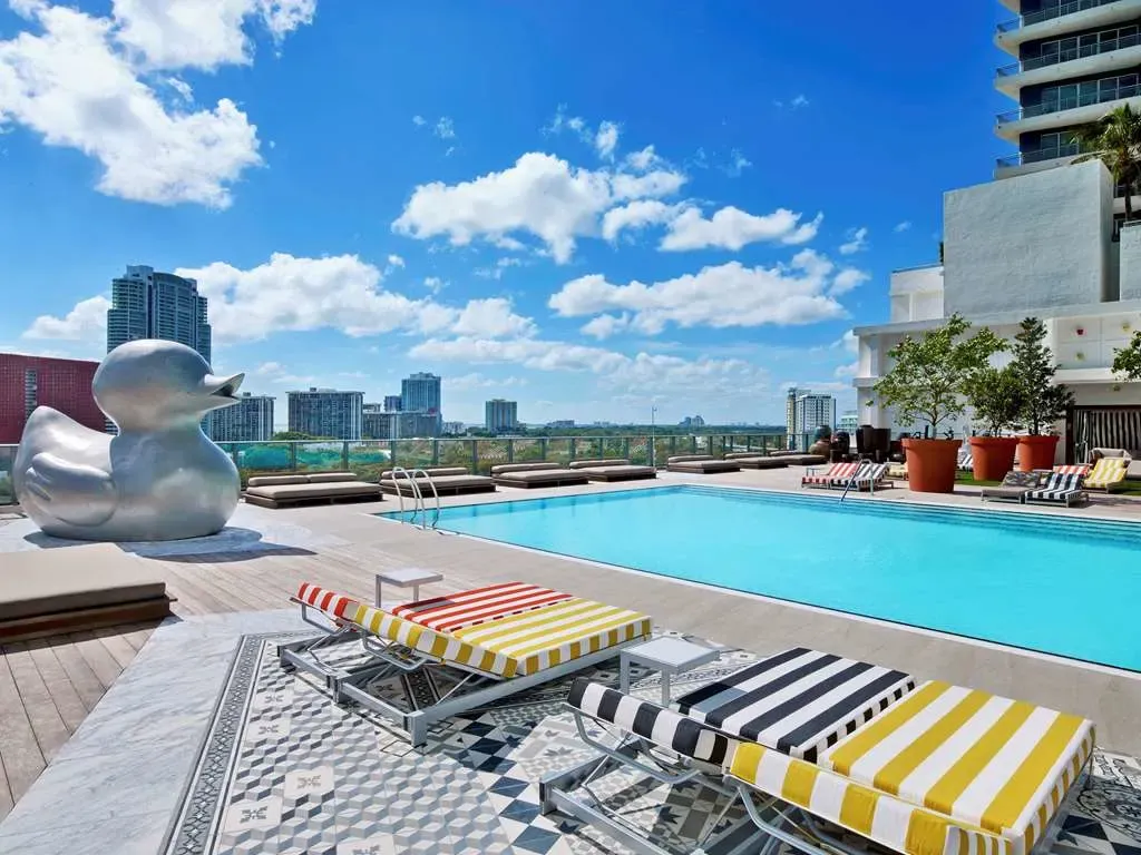The rooftop pool at Dua Miami, Miami.
