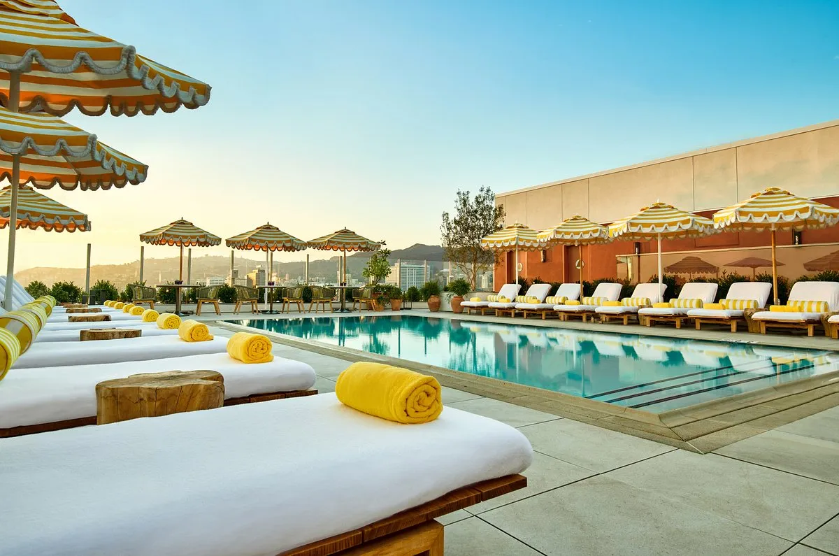 The rooftop pool at The Hollywood Grande, Autograph Collection, Los Angeles.